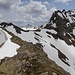 Ausblick vom Gipfel "Grüner Grat" zum Schaftälispitz (rechts im Bild)