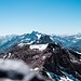Gipfelblick auf Feuerspitze, Vorderseespitze und Riffler