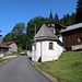 Los geht es im kleinen Weiler Rauth, der mit seinen 34 Einwohnern zur Gemeinde Nesselwängle gehört.