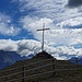 Raingrube – etwas unterhalb des Gipfels steht das Kreuz – 2.341 m<br />