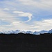 Die verschneiten Alpen hinter der Gratkette Speer - Schafberg - Federispitz