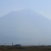 Tag 8 (27.7.) - Büyük Ağrı Dağı (5137m):<br /><br />Nochmals zeigte sich zum Beginn der Fahrt zum Iğdırer Flugplatz der zwei Tage bestiege höchste Berg der Türkei im Gegelicht. Der Ararat war mein 55. bestiegener Landeshöhepunkt - mal schauen wieviele dieses Jahr noch folgen :-)