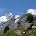 Nach einer Stunde Aufstieg wurde es jedoch immer sonniger. Der Ausblick aufs Bernina Massif war sehr beeindruckend!