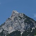 Ein letzter Blick zurück: die Arnplattenspitze, von Gießenbach aus im Zoom gesehen.