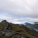 Borgerfelli mit Blick auf den Reyðafelstindur, für einmal fast ohne Wolken