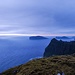 5.00 Uhr: Kap Enniberg - Blick übers Meer zur Insel Fugloy