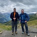 Frank und [u Makubu], fotografiert von zwei deutschen Via Alpina Wanderern. Anschliessend vertauschen wir die Rollen.<br /><br />