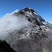 Wolkenstau am Illiniza Sur: Die Aufstiegsroute ist wolkenfrei...
