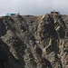 Der geräumige Gipfel des Мусала (Musala; 2925,3m) mit seinen Umweltforschungsstationen für Wetter und kosmische Strahlung. <br /><br />Fotografiert mit Zoom ist der höchste Berg Bulgariens von seinem östlichen Vorgipfel Maлкa Mусала (Malka Musala; 2902m).