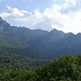 Le vette della Camosciara viste dalla Rocca dei Tre Monti.