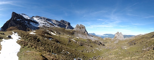 Panorama mit Blüembergs, Rupperslauistöckli und Gross Achslenstock