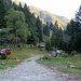 Parcheggio a fine strada in Val Corta