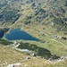 Tiefblick vom Meregg zur Oberhütte am See.