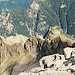 Ausblick vom Pizzo di Claro Pt. 2720 zu den Gipfeln nördlich des Valle di Cresciano. Das steile Tal rechts des Stegnone wird gemäss «Clubführer Tessiner Alpen 3» als Val d'Egri bezeichnet und lässt sich durchsteigen (T5).