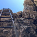 Im Abstieg von der Ellmauer Halt - "Rückblick nach oben" über die steile Leiter.