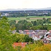 Blick über Grötzingen,  Karlsruhe und die Ebene bis zum Pfälzerwald 