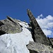 Abstieg vom Mittaghorn Richtung Hammer - Blick zurück nach einem Schneefeld