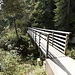 Die Tarschlims-Brücke beim steilen Abstieg