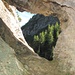 Ausblick aus einer der zahlreichen Höhlen