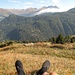 Mundaditschas (was soviel bedeutet wie "unbeschwertes Gehen dank profillosen Wanderfinken") mit Blick nach Österreich und - dort wo der Nebel herkommt - Italien