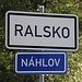 Ortstafel von Náhlov (Nahlau)