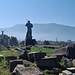 Die Statue ist neueren Datums, sie blickt auf die Berge oberhalb der Amalfiküste 