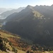 Ausblick ins Oberseetal: mit Obersee; im Nebel nicht sichtbar der Walensee; am Horizont Alpsteingebiet - Churfirsten - Mürtschenstock - Rautispitz mit Wiggis