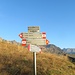 Indicazioni, seguiamo per Alpe d'Arcoglio inferiore e superiore