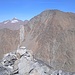 Blick von der Rappenspitze zum nächsten Gipfelziel; im Hintergrund Weißkugel