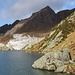 Da qui la vena di Dolomia saccaroide appare come una lingua di ghiacciaio che si getta nel Lago Leit.