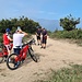 <b>In vetta al Monte Tambone con altri ciclisti.</b>