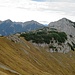 Der Verbindungrücken zwischen Ruederkarspitze und Roßkopfspitze ist fast erreicht