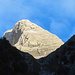 Auf der Ebene der Alp Tesel ein unerwarteter Durchblick zum Toblerone