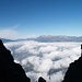 Blick aus dem Fürstensteig über das löchrige Nebelmeer zum Alpstein