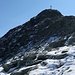 Über den breiten Nordwestgrat geht's zum Gipfelfels.