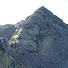 Rückblick auf den Abstieg von der Punta della Barma. Der Weg verläuft rechts der Felswände.