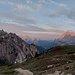 Bereits kurz unterhalb der Auronzohütte mit Blick zurück.