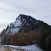 Der steile Gipfelaufbau des Faistenauer Schafberg.