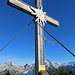Klassisches Berchtesgadener Gipfelkreuz, so mit dem Edelweiß