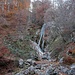 Hübscher Wasserfall des Torrente Soldo unterhalb der Alpe Boglia