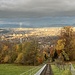 Abfahrt mit der Gurtenbahn mit Regenbogen über Bern