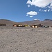 die einzige Hütte im gesamten Altiplano de Atacama - das Refugio Maricunga. Mit Dusche(!) und WLAN(!)