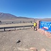 Grenzübergang Argentinien/Chile. Hinten ein Hügel.