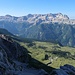 Herrliche Ausblicke zum Monte Canin begleiten den Aufstieg.