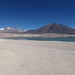 Endlich ist die Laguna Verde einmal windfrei und zeigt ihre spiegelnde Seite