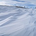 windverfrachteter Schnee mit Windstrukturen