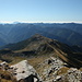 La bella e lunga cresta che si stacca dal Pizzo di Claro e scende al [http://www.hikr.org/tour/post25792.html Piz de Molinera].