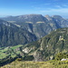 Roc de Charmieux - Ausblick am Gipfel, u. a. zu Montagne de Sous-Dine und Roche Parnal.