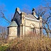 Die neoromanische Kapelle wurde 1894 für Prinz Alexander von Hessen und bei Rhein (1823–1888) und seine Ehefrau Fürstin Julia von Battenberg (1825–1895) errichtet. Nach der Umbettung der beiden in eine gemauerte Gruft unter der Begräbnisstätte im Jahr 1902 wurde sie zur Gedächtniskapelle des Hauses Battenberg umgewidmet. Seitdem befinden sich im Innenraum zwei Gedenktafeln, die an ihre Söhne Alexander und Heinrich erinnern. Später wurde hier ein Gedenkstein für ihren Enkel Louis Mountbatten errichtet, der 1979 von der IRA ermordet wurde. Buntglasfenster zeigen die heilige Elisabeth von Thüringen, "Großmutter des Hauses Hessen" und die Heilige Perpetua, sowie auf der gegenüberliegenden Seite den englischen Hausheiligen Georg von England und den orthodoxen Heiligen Alexander Newski.