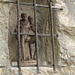 Sankt Fridli mit unterernährtem Begleiter